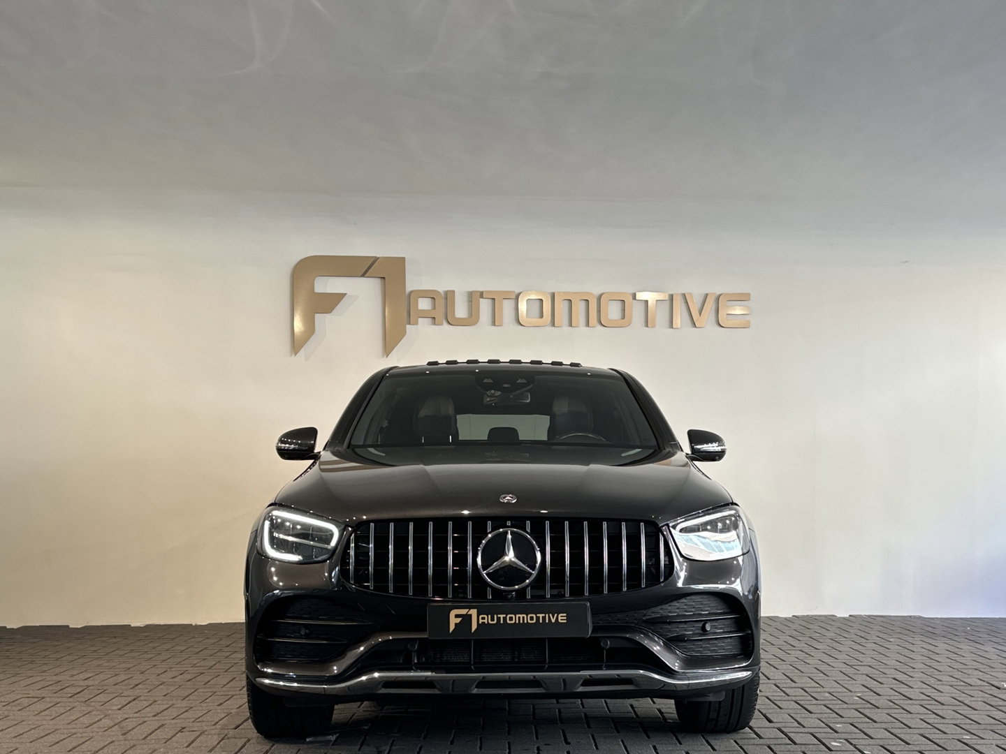 Mercedes-Benz GLC Coupé 300 4MATIC AMG Pano|ACC|Stoelverwarming|Camera