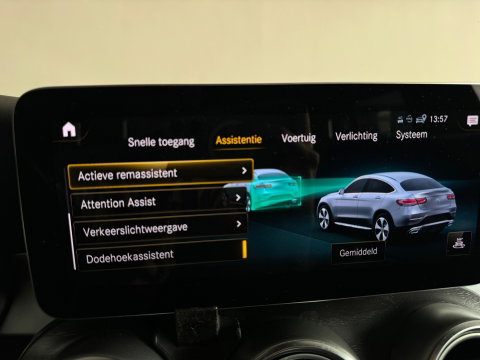 Mercedes-Benz GLC Coupé 300 4MATIC AMG Pano|ACC|Stoelverwarming|Camera