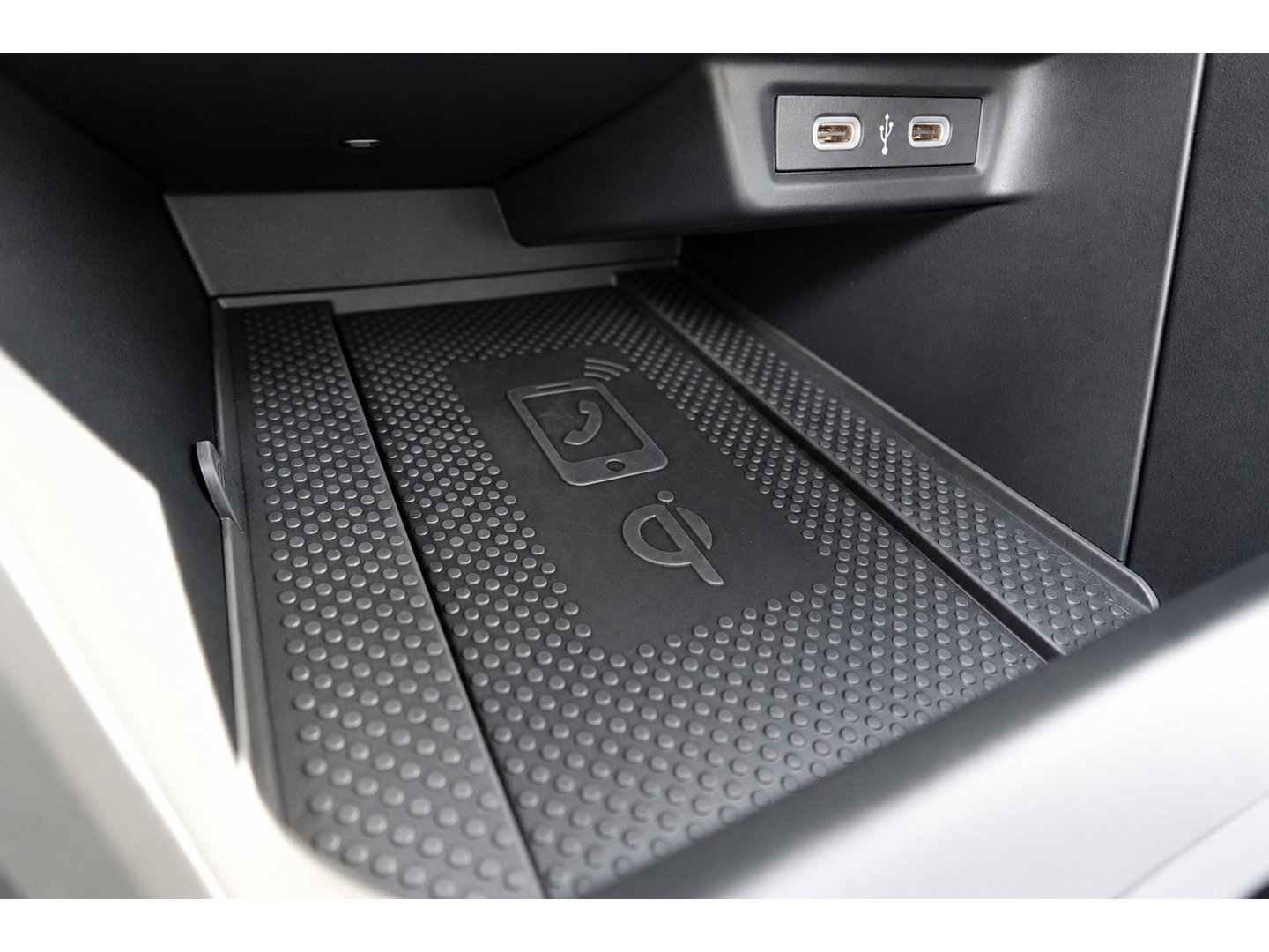 Volkswagen Taigo 1.5 TSI R-Line PANO KEYLESS CAM