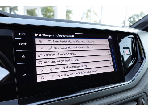 Volkswagen Taigo 1.5 TSI R-Line PANO KEYLESS CAM