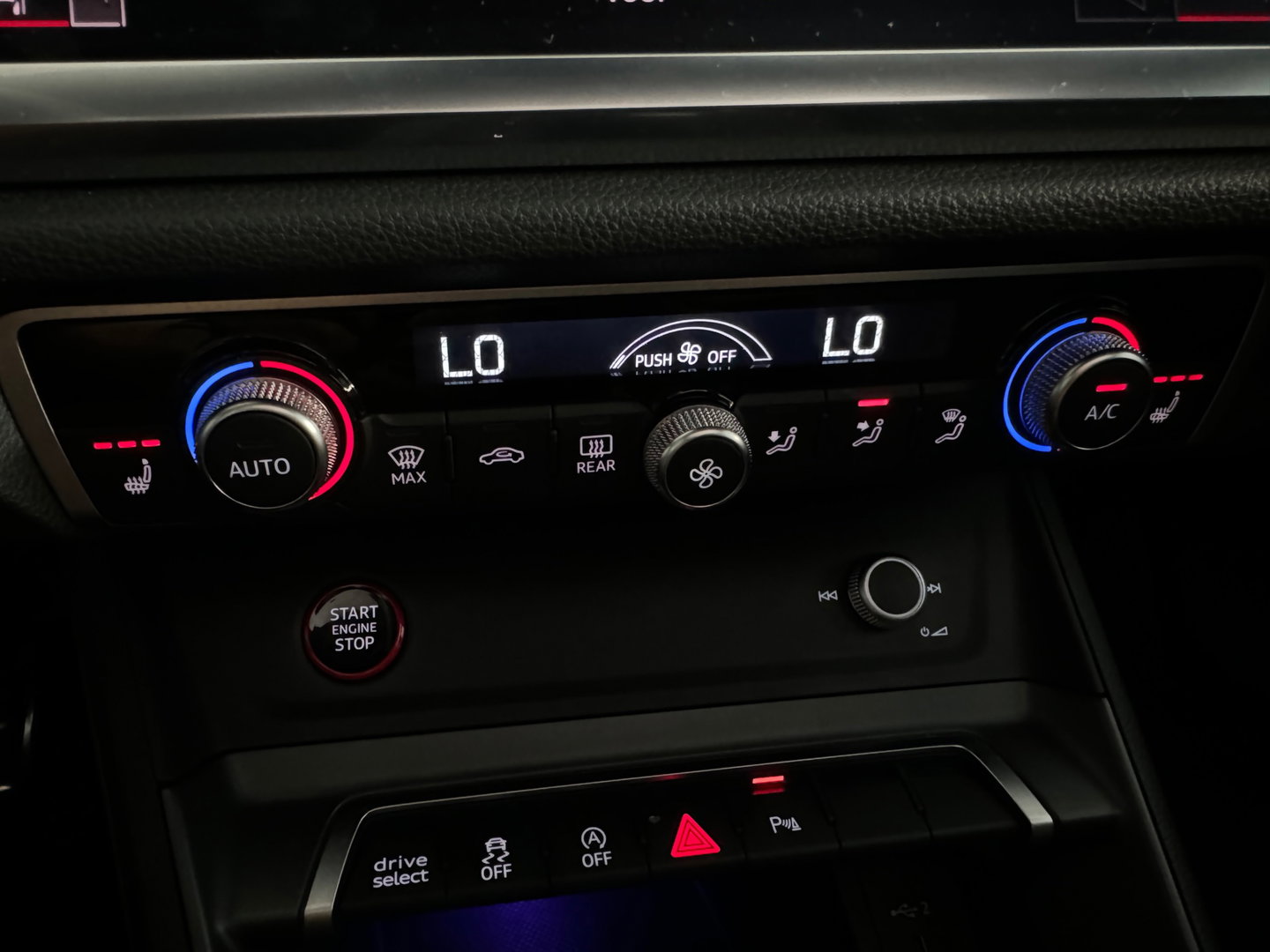 Audi RSQ3 Sportback 2.5 TFSI Pano|B&O|360|Carbon|Keyless|Blindspot