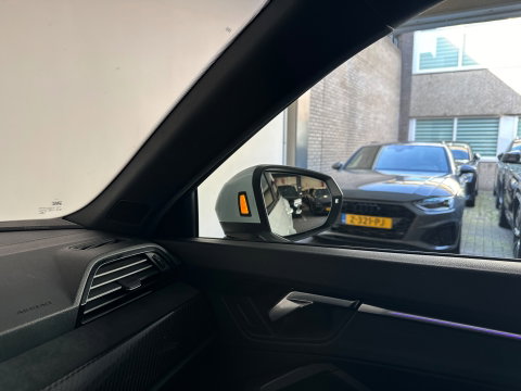 Audi RSQ3 Sportback 2.5 TFSI Pano|B&O|360|Carbon|Keyless|Blindspot