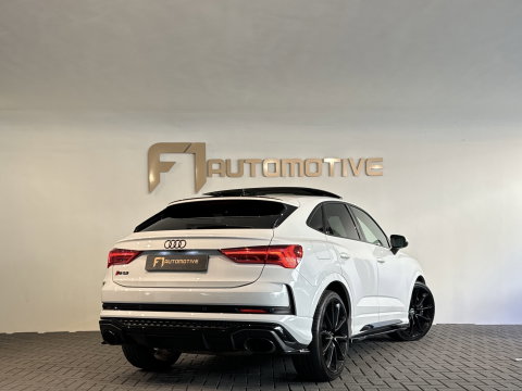 Audi RSQ3 Sportback 2.5 TFSI Pano|B&O|360|Carbon|Keyless|Blindspot