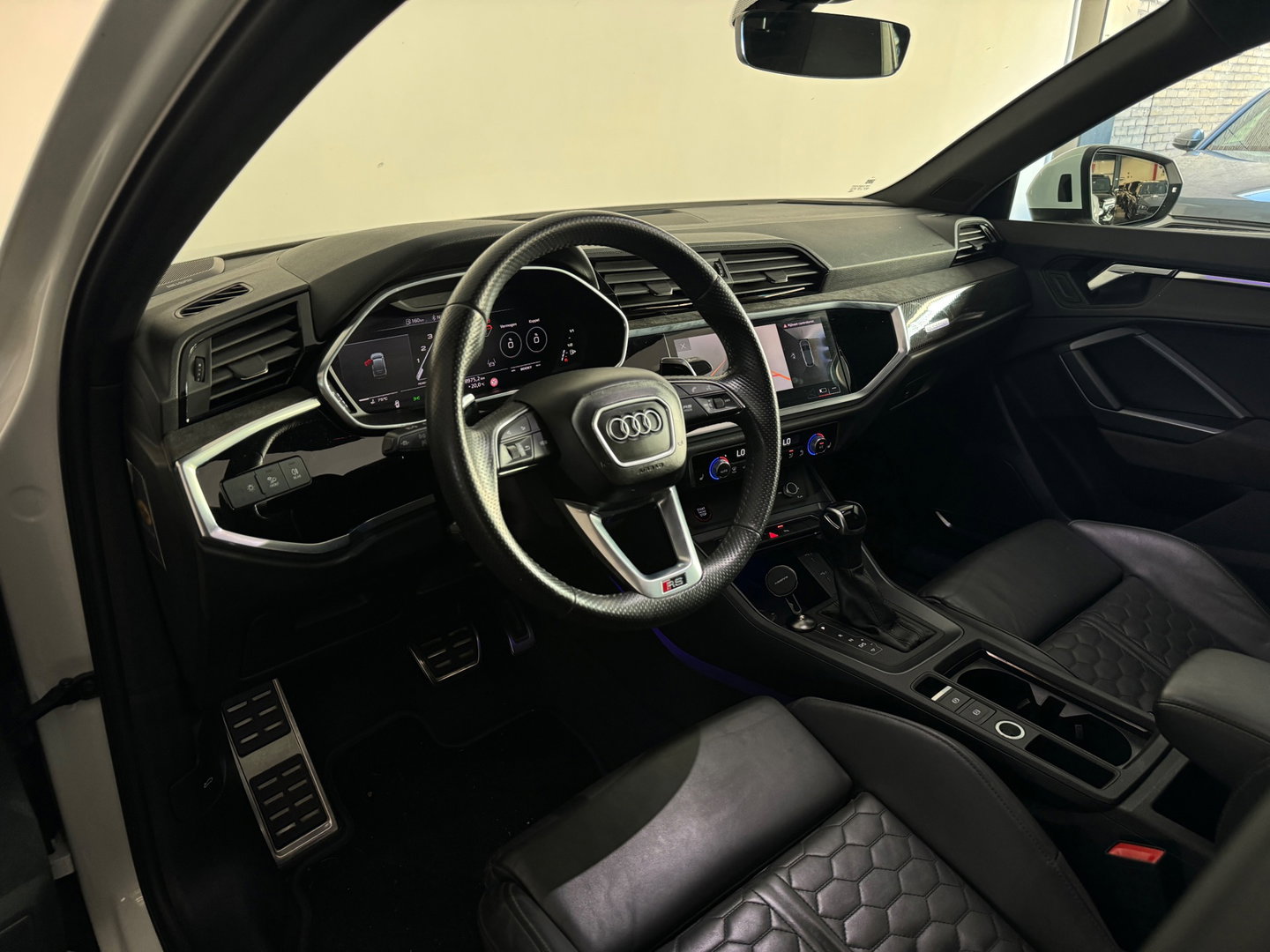 Audi RSQ3 Sportback 2.5 TFSI Pano|B&O|360|Carbon|Keyless|Blindspot