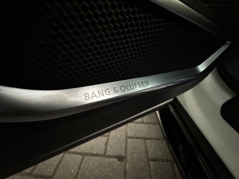 Audi RSQ3 Sportback 2.5 TFSI Pano|B&O|360|Carbon|Keyless|Blindspot