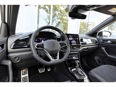 Volkswagen T-Roc 1.5 TSI R-Line PANO IQ.LIGHT KEYLESS VOL