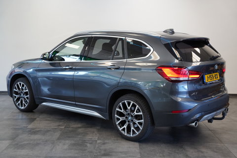 BMW X1 sDrive20i Executive Edition Cruise/Climate Head- UP NAP Trekhaak!
