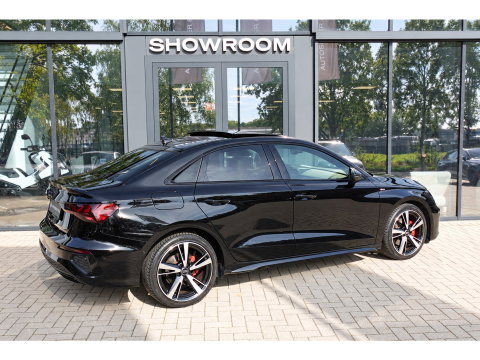 Audi A3 LIMOUSINE 35 TFSI Edition One PANO KEYLESS CAM VOL