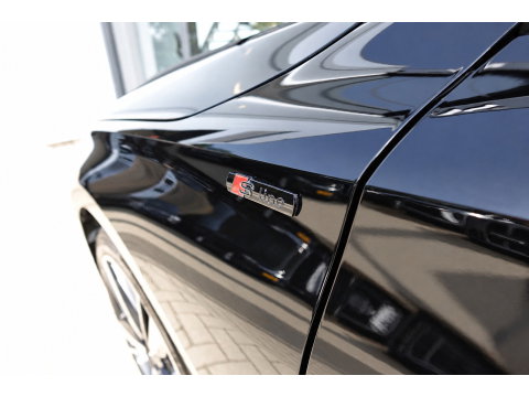 Audi A3 LIMOUSINE 35 TFSI Edition One PANO KEYLESS CAM VOL