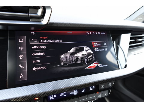 Audi RS3 Sportback Audi RS3 Sportback 2.5 TFSI quattro PANO MATRIX KEYLESS VOL