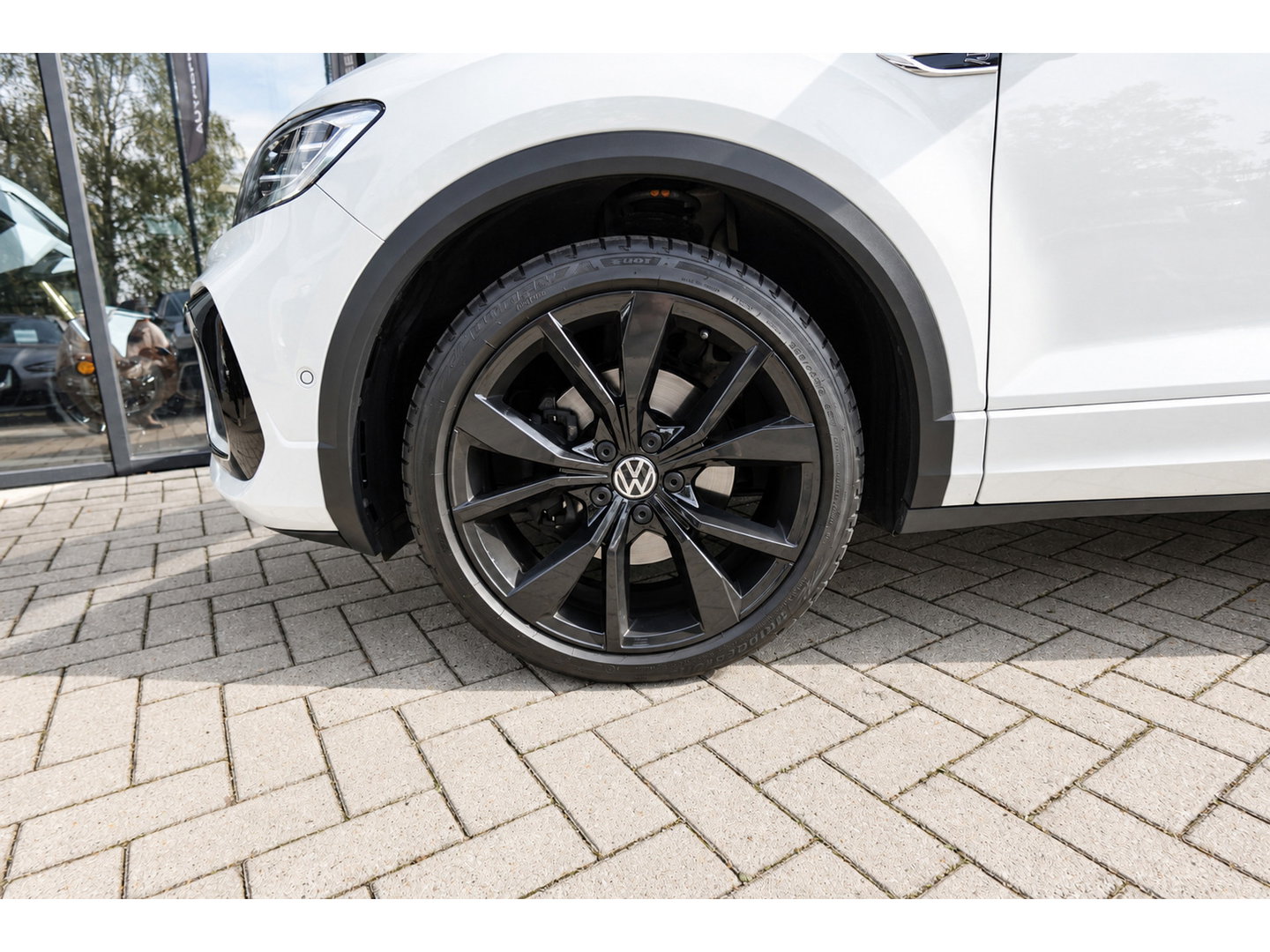 Volkswagen T-Roc 1.5 TSI R-Line PANO IQ.LIGHT KEYLESS VOL
