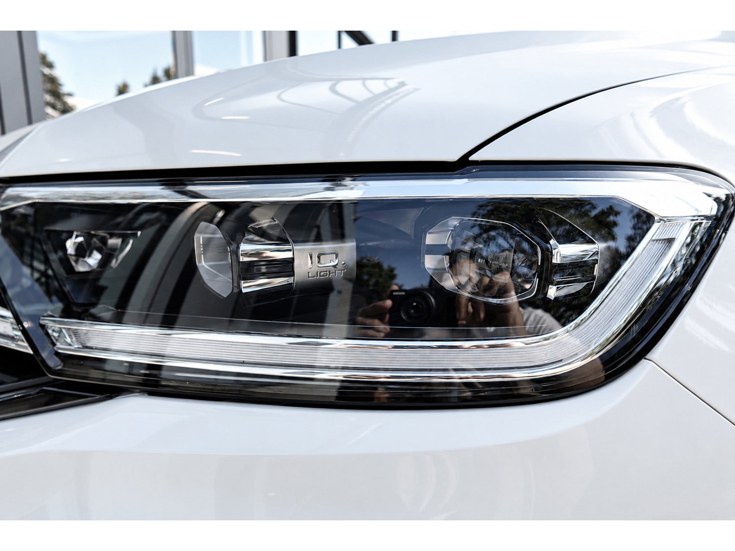 Volkswagen T-Roc 1.5 TSI R-Line PANO IQ.LIGHT KEYLESS VOL