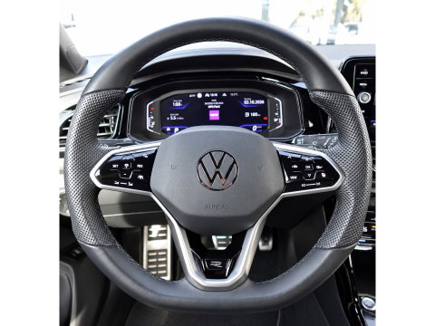Volkswagen T-Roc 1.5 TSI R-Line PANO IQ.LIGHT KEYLESS VOL