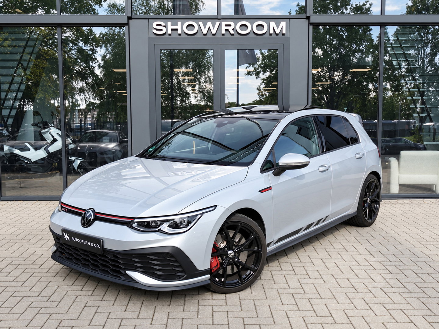 Volkswagen Golf Volkswagen Golf 2.0 TSI GTI PANO BLINDSPOT ACC VOL