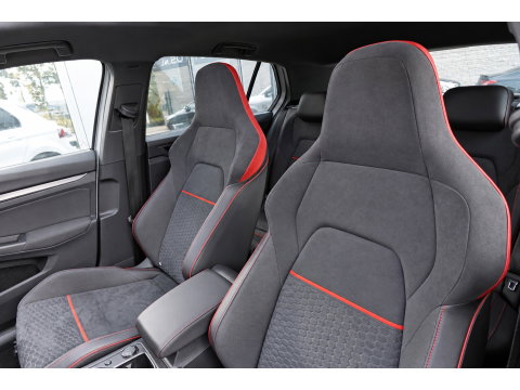 Volkswagen Golf Volkswagen Golf 2.0 TSI GTI PANO BLINDSPOT ACC VOL