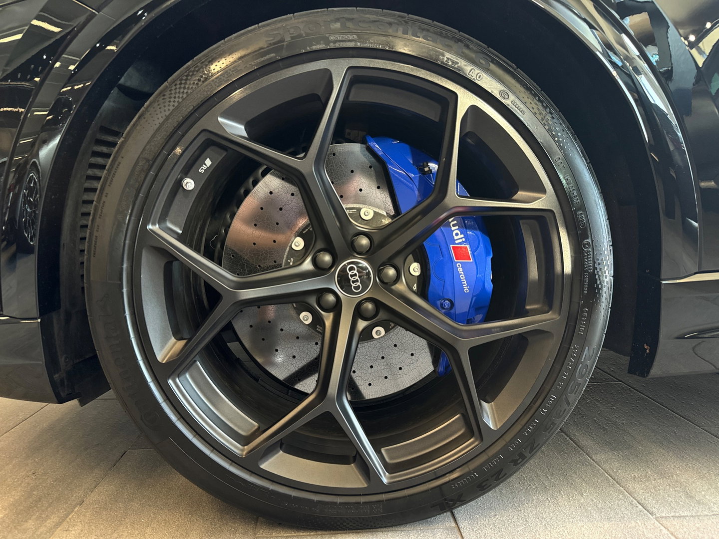 Audi RSQ8 4.0 TFSI quattro Performance Pano|Ceramic|Carbon|Trekhaak