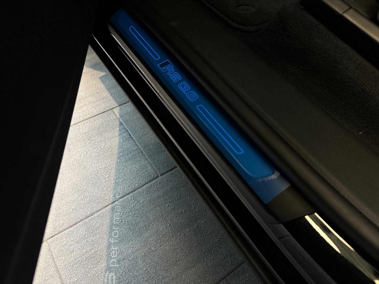 Audi RSQ8 4.0 TFSI quattro Performance Pano|Ceramic|Carbon|Trekhaak