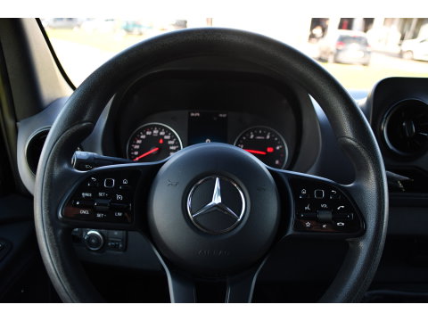 Mercedes-Benz Sprinter 314 2.2 CDI L2H2 RWD Black Edition Camera, Cruise, Carplay, Bearlock, Multimedia, Stoelverwarming, Betimmering, Uniek!