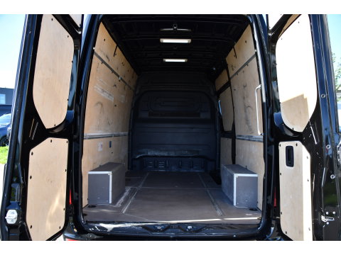 Mercedes-Benz Sprinter 314 2.2 CDI L2H2 RWD Black Edition Camera, Cruise, Carplay, Bearlock, Multimedia, Stoelverwarming, Betimmering, Uniek!