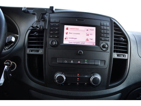 Mercedes-Benz Vito 114 CDI Lang DC AMG Edition Camera, Cruise, LED, 2 x Schuifdeur, Automaat, Trekhaak, NAVI, Uniek!