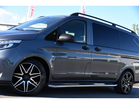 Mercedes-Benz Vito 114 CDI Lang DC AMG Edition Camera, Cruise, LED, 2 x Schuifdeur, Automaat, Trekhaak, NAVI, Uniek!
