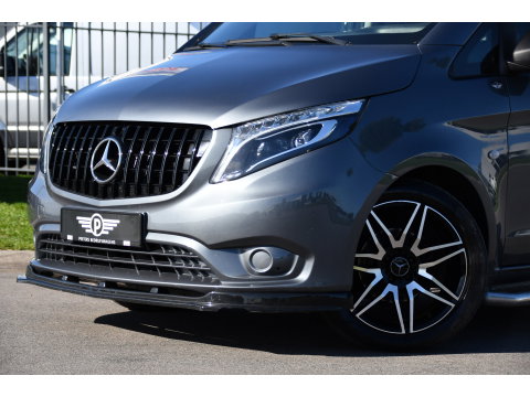Mercedes-Benz Vito 114 CDI Lang DC AMG Edition Camera, Cruise, LED, 2 x Schuifdeur, Automaat, Trekhaak, NAVI, Uniek!