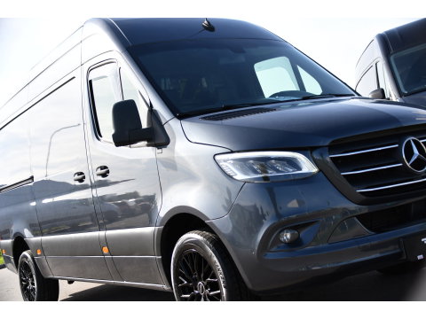 Mercedes-Benz Sprinter 319 V6 3.0 CDI L2H2 PB Edition Camera, Carplay, LED, Leder, 10,5'' Mbux, Stoelverwarming, Elektrische Deur, Automaat, Geveerde Stoel, Uniek!