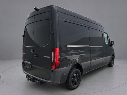 Mercedes-Benz Sprinter 314 2.2 CDI L2H2 PB Edition Full Options! 360 Camera, Cruise, LED, Leder, Automaat, Standkachel, Voorruit verwarming, Trekhaak, 10,5'' Mbux, Uniek!