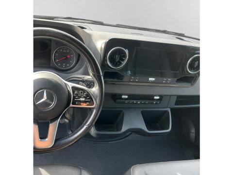 Mercedes-Benz Sprinter 314 2.2 CDI L2H2 PB Edition Full Options! 360 Camera, Cruise, LED, Leder, Automaat, Standkachel, Voorruit verwarming, Trekhaak, 10,5'' Mbux, Uniek!