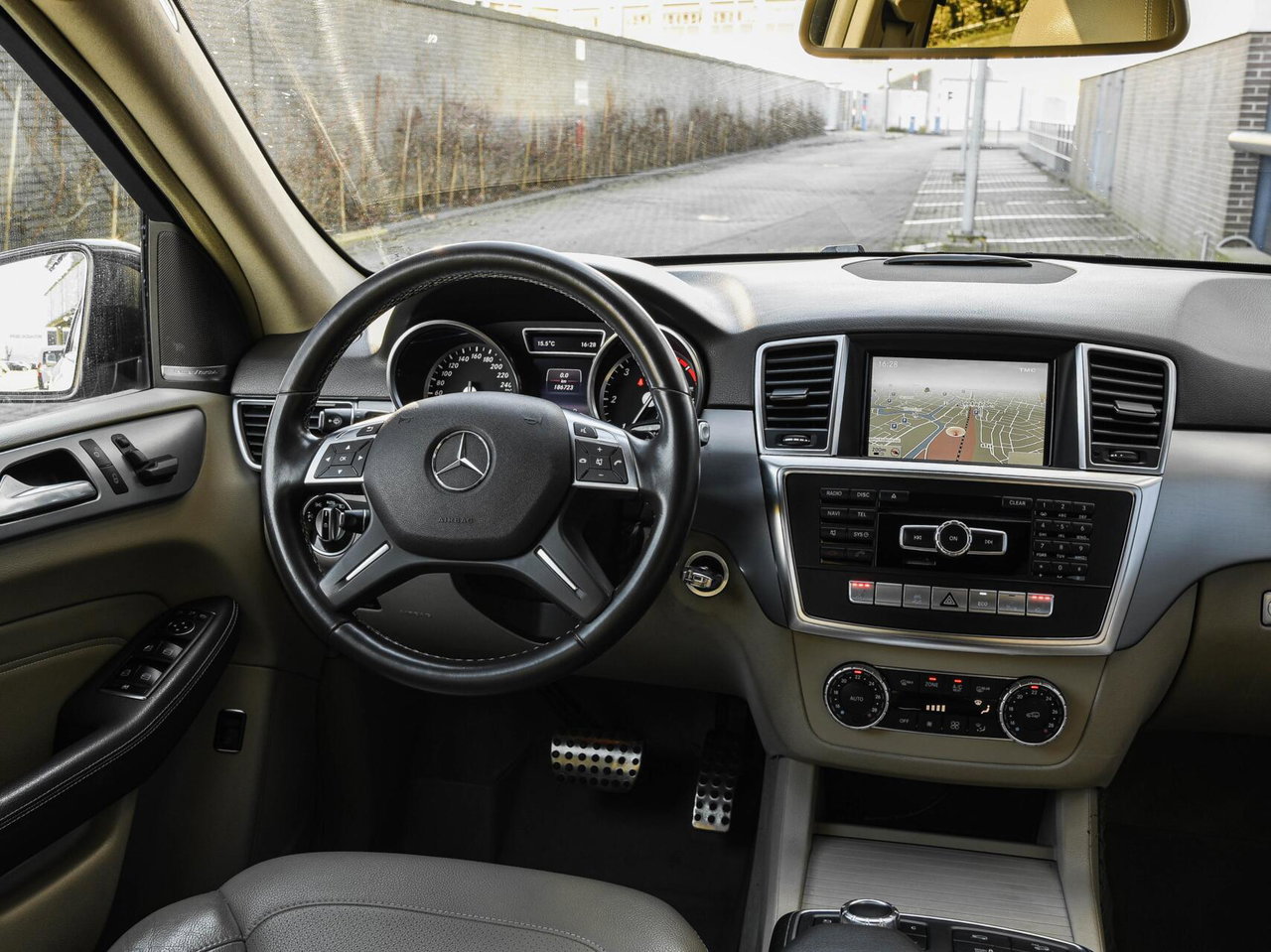 Mercedes-Benz M-Klasse