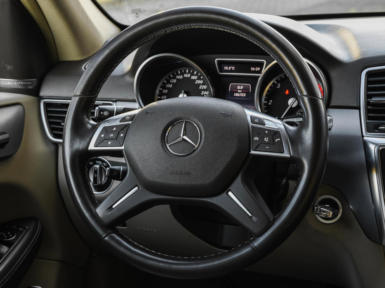 Mercedes-Benz M-Klasse
