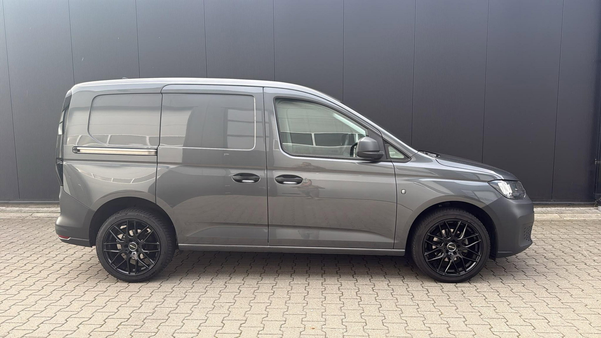 Volkswagen Caddy Cargo 2.0 TDI 18'' LM Carplay 1 Eig. Marge (BTW en BPM vrij)