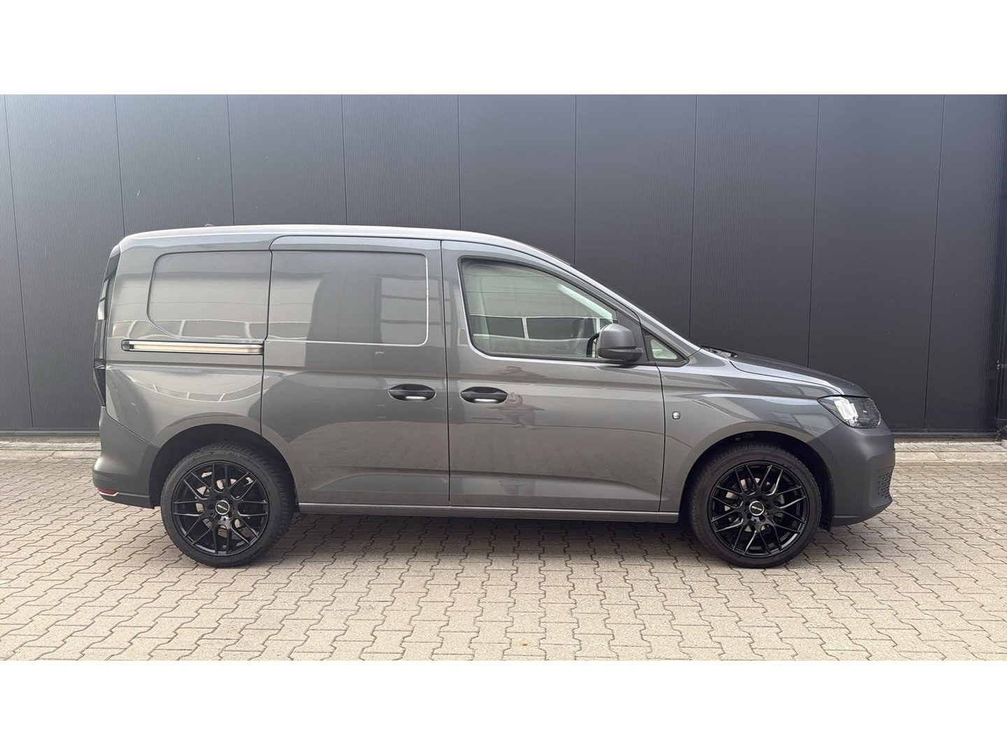 Volkswagen Caddy Cargo 2.0 TDI 18'' LM Carplay 1 Eig. Marge (BTW en BPM vrij)