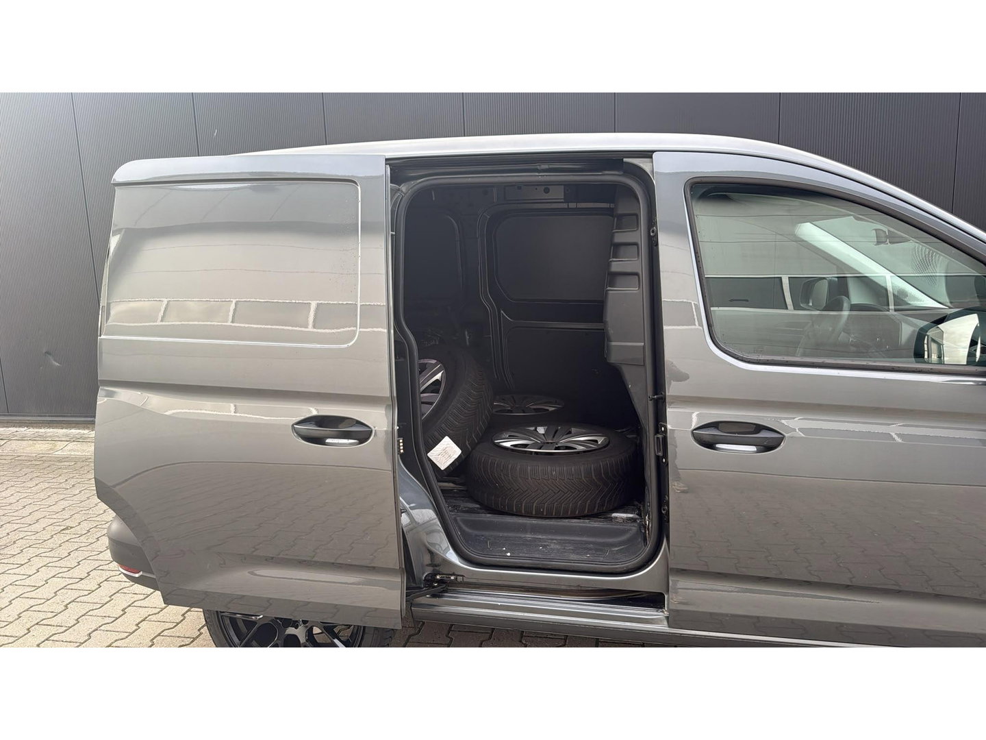 Volkswagen Caddy Cargo 2.0 TDI 18'' LM Carplay 1 Eig. Marge (BTW en BPM vrij)