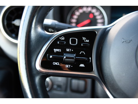 Mercedes-Benz Sprinter 319 3.0 CDI L2H1 DC Black Edition FULL OPTIONS! 360 Camera, Adaptieve Cruise, LED, 2 x Stoelverwarming, Standkacel, Autmaat, 10,5'' Mbux, Sensoren, Uniek!