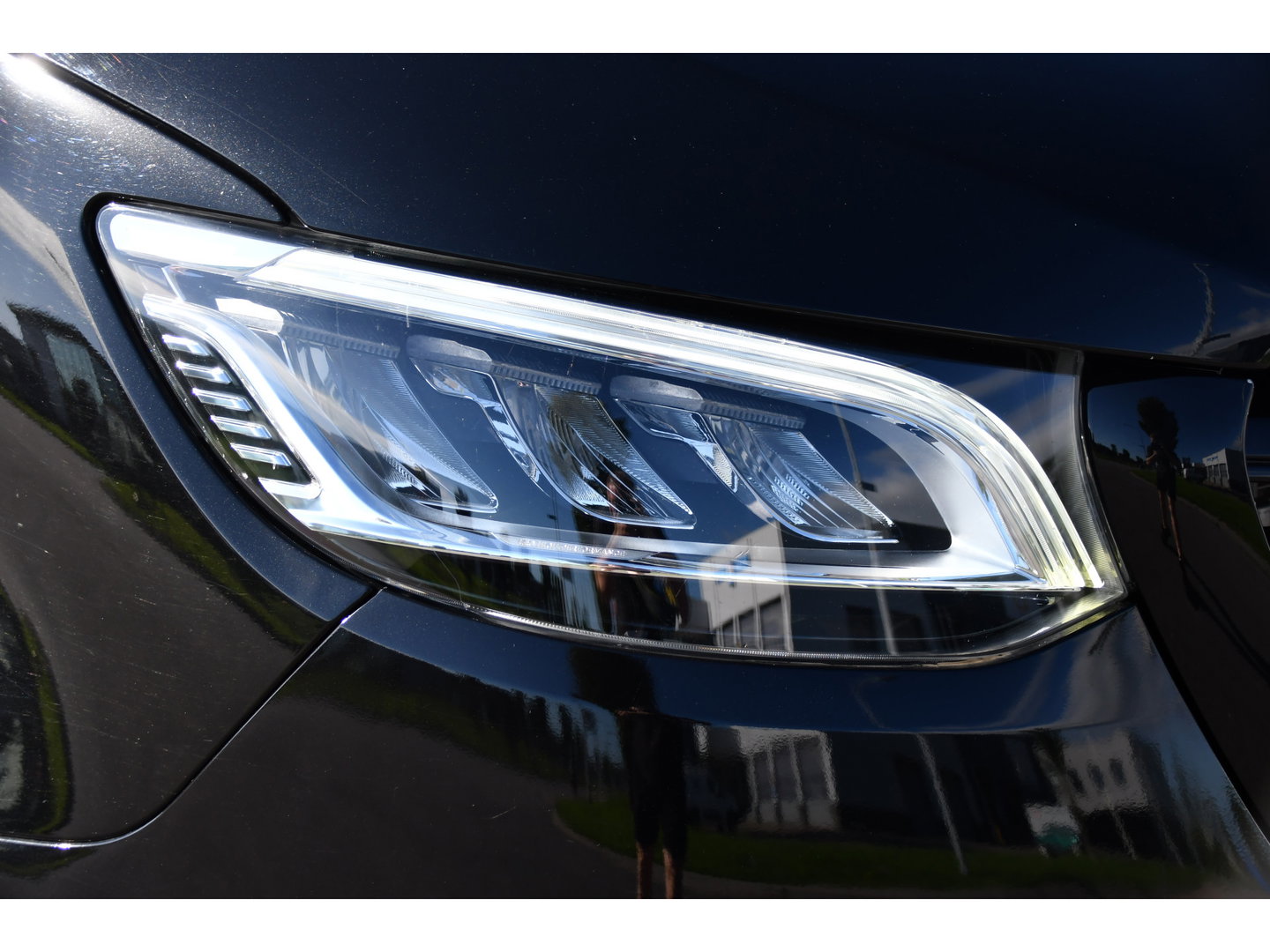 Mercedes-Benz Sprinter 319 3.0 CDI L2H1 DC Black Edition FULL OPTIONS! 360 Camera, Adaptieve Cruise, LED, 2 x Stoelverwarming, Standkacel, Autmaat, 10,5'' Mbux, Sensoren, Uniek!