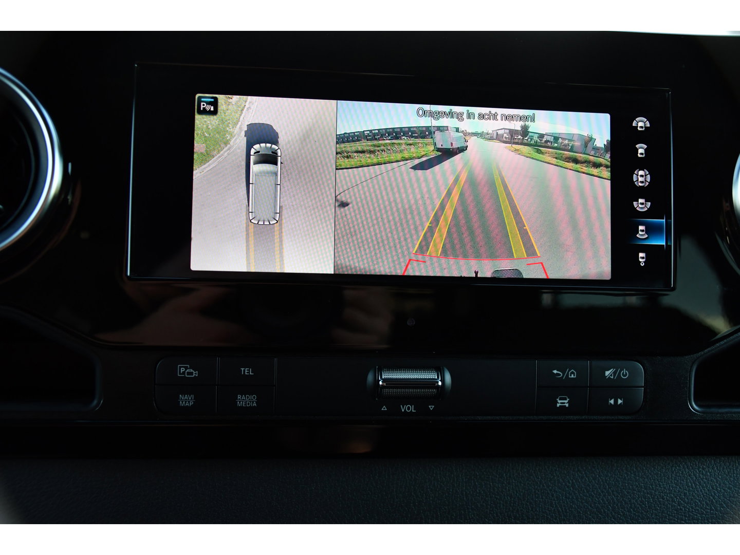 Mercedes-Benz Sprinter 319 3.0 CDI L2H1 DC Black Edition FULL OPTIONS! 360 Camera, Adaptieve Cruise, LED, 2 x Stoelverwarming, Standkacel, Autmaat, 10,5'' Mbux, Sensoren, Uniek!