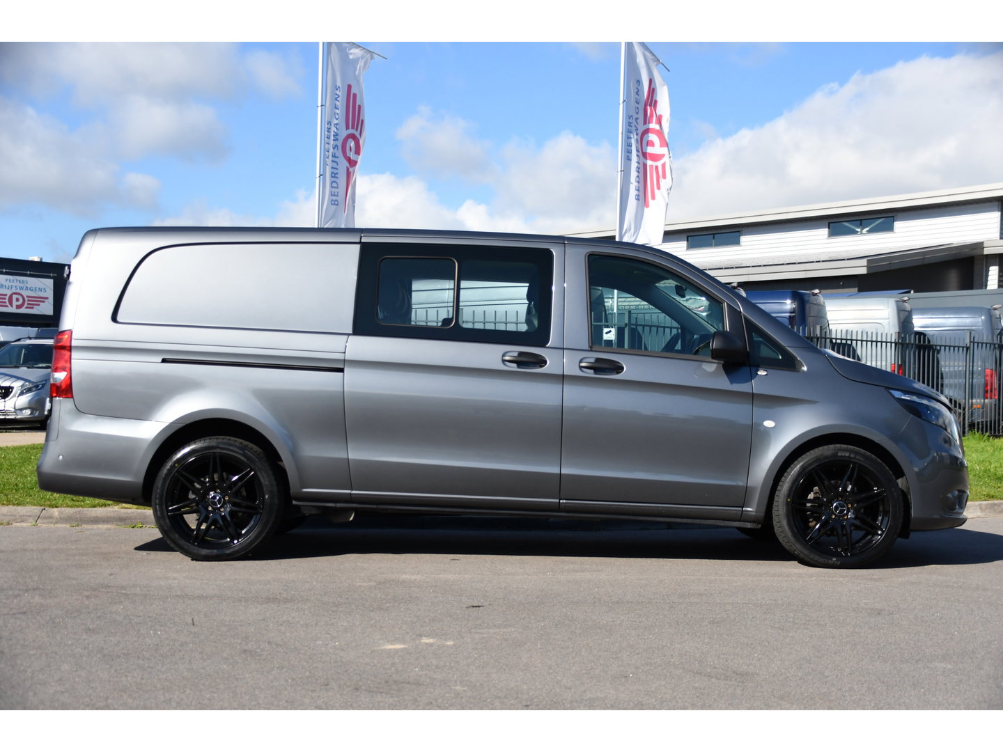 Mercedes-Benz Vito 190pk CDI L3 DC PB Edition Camera, Cruise, Carplay, LED, 2 x Schuifdeur, Automaat, Multimedia, Leder, Uniek!