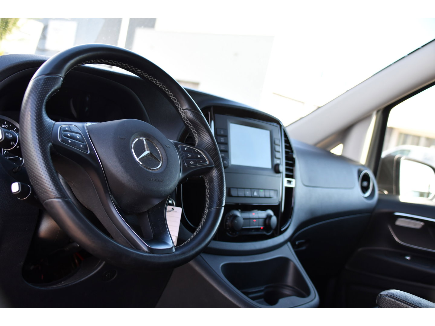 Mercedes-Benz Vito 190pk CDI L3 DC PB Edition Camera, Cruise, Carplay, LED, 2 x Schuifdeur, Automaat, Multimedia, Leder, Uniek!