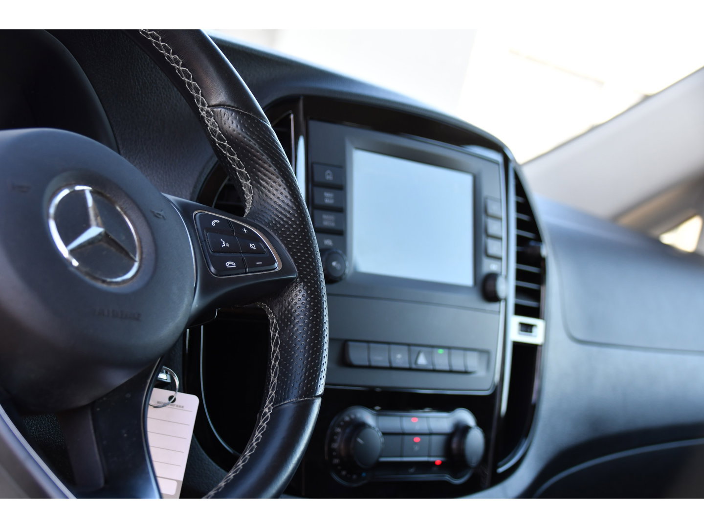 Mercedes-Benz Vito 190pk CDI L3 DC PB Edition Camera, Cruise, Carplay, LED, 2 x Schuifdeur, Automaat, Multimedia, Leder, Uniek!