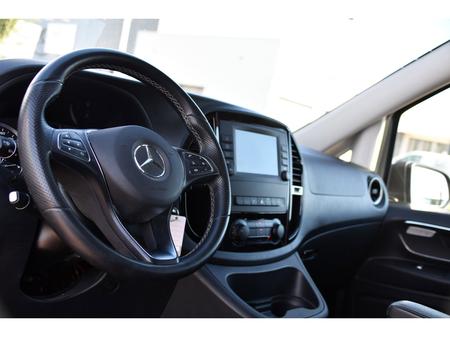 Mercedes-Benz Vito 190pk CDI L3 DC PB Edition Camera, Cruise, Carplay, LED, 2 x Schuifdeur, Automaat, Multimedia, Leder, Uniek!