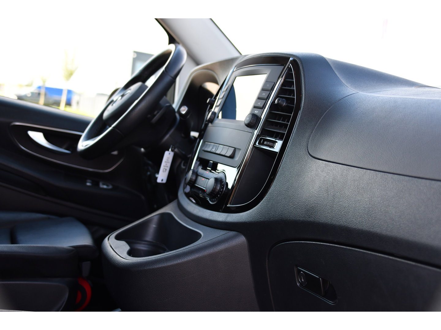 Mercedes-Benz Vito 190pk CDI L3 DC PB Edition Camera, Cruise, Carplay, LED, 2 x Schuifdeur, Automaat, Multimedia, Leder, Uniek!