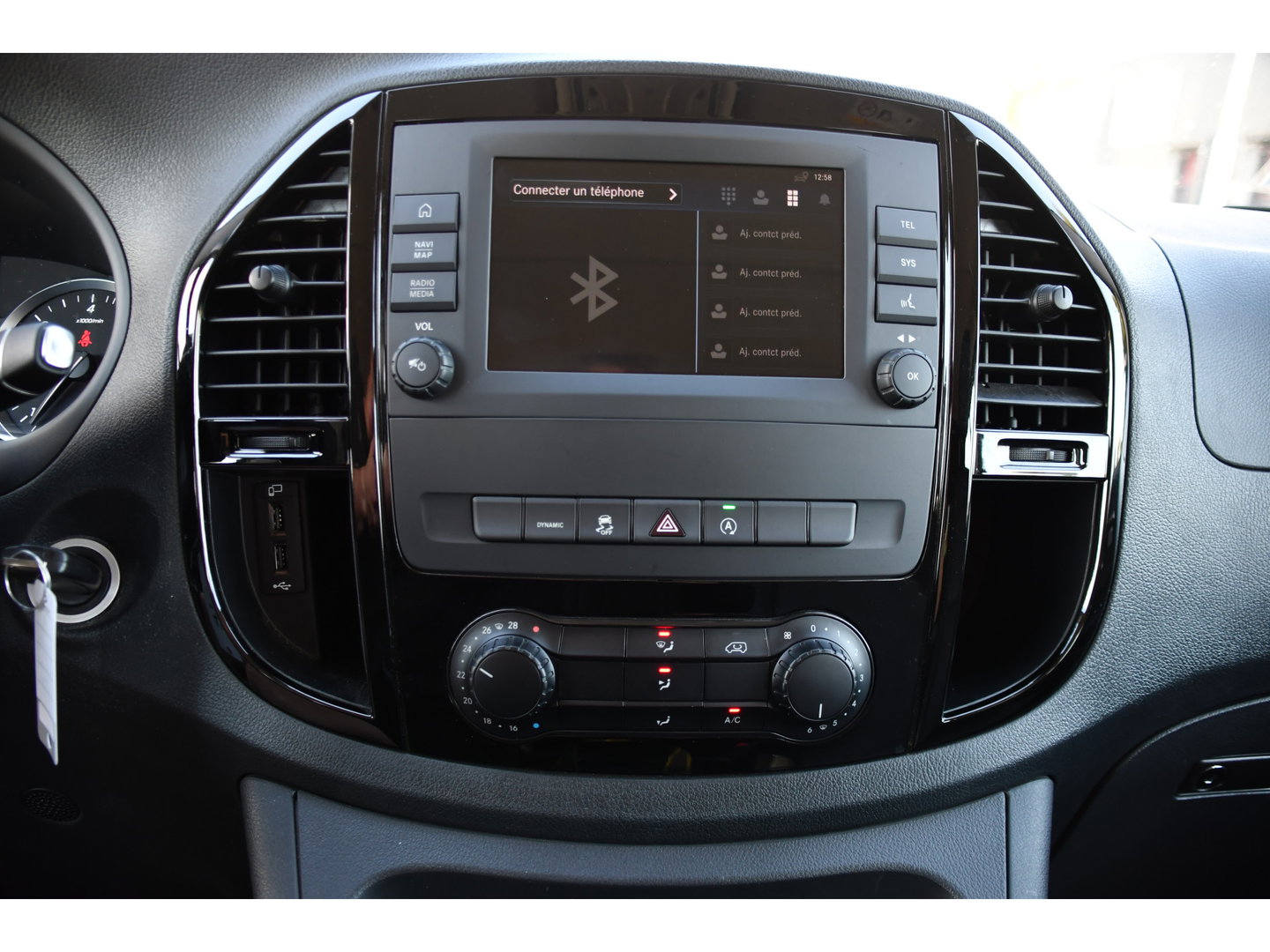 Mercedes-Benz Vito 190pk CDI L3 DC PB Edition Camera, Cruise, Carplay, LED, 2 x Schuifdeur, Automaat, Multimedia, Leder, Uniek!
