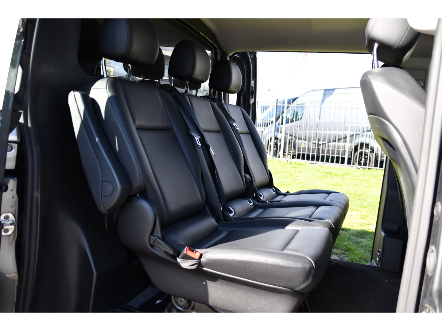 Mercedes-Benz Vito 190pk CDI L3 DC PB Edition Camera, Cruise, Carplay, LED, 2 x Schuifdeur, Automaat, Multimedia, Leder, Uniek!