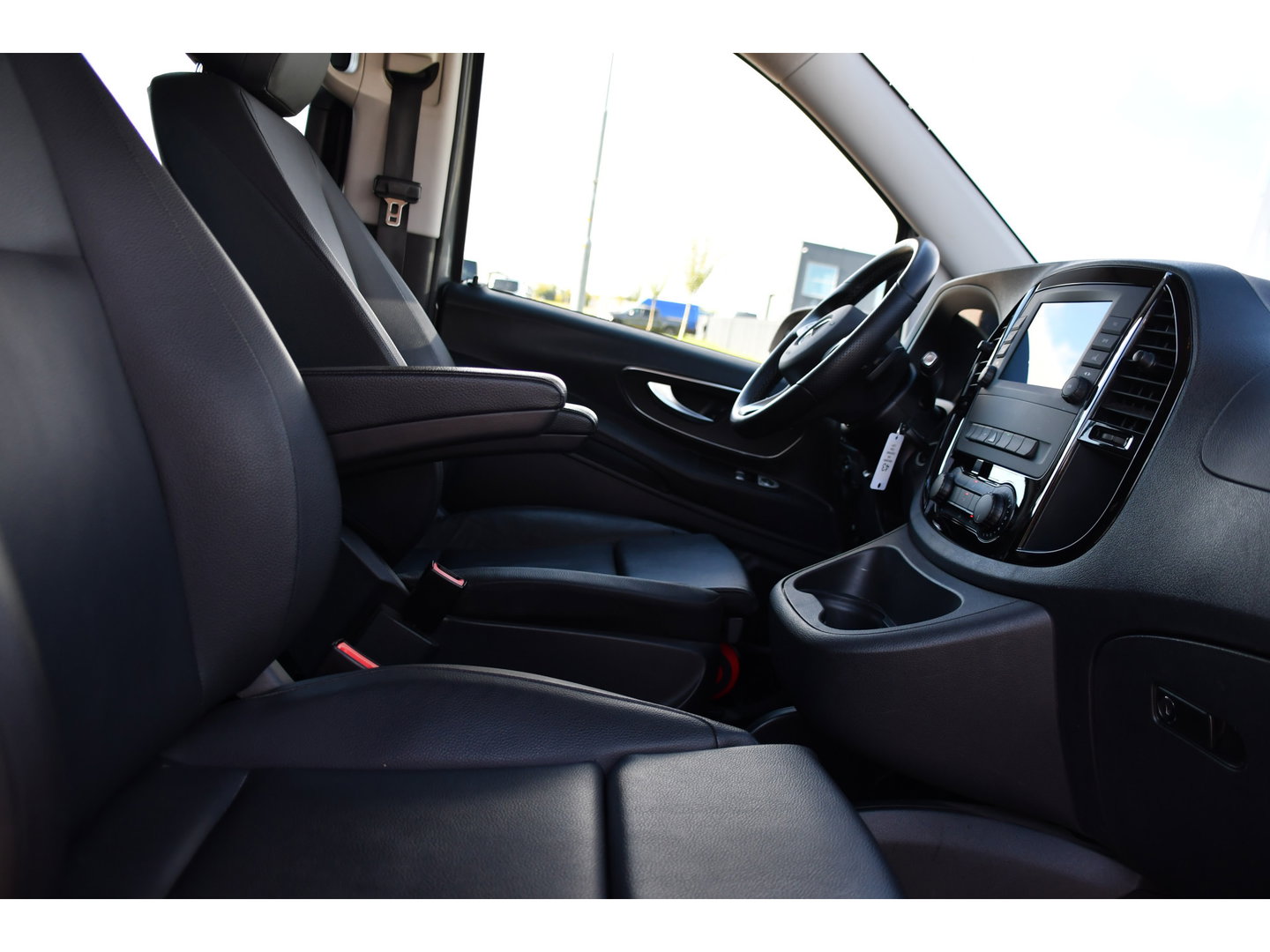 Mercedes-Benz Vito 190pk CDI L3 DC PB Edition Camera, Cruise, Carplay, LED, 2 x Schuifdeur, Automaat, Multimedia, Leder, Uniek!
