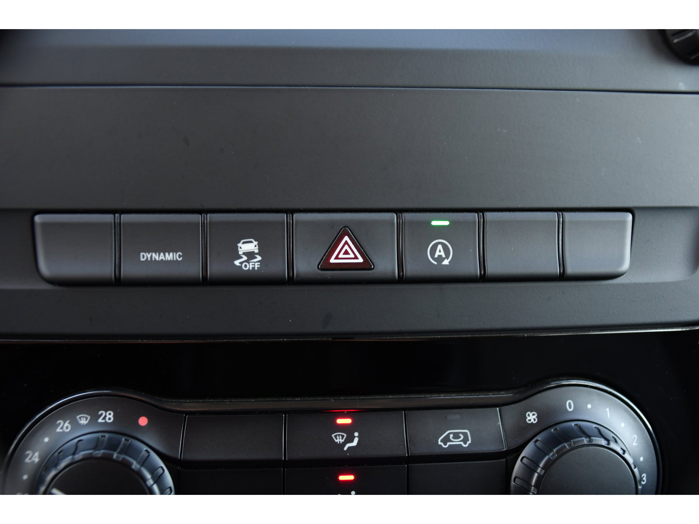 Mercedes-Benz Vito 190pk CDI L3 DC PB Edition Camera, Cruise, Carplay, LED, 2 x Schuifdeur, Automaat, Multimedia, Leder, Uniek!