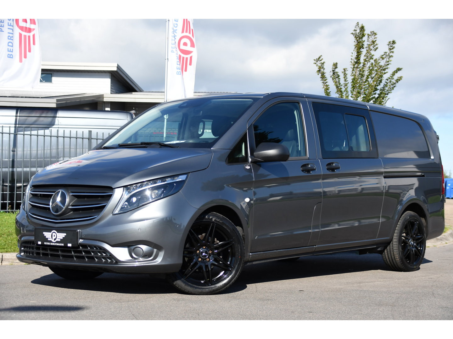 Mercedes-Benz Vito 190pk CDI L3 DC PB Edition Camera, Cruise, Carplay, LED, 2 x Schuifdeur, Automaat, Multimedia, Leder, Uniek!