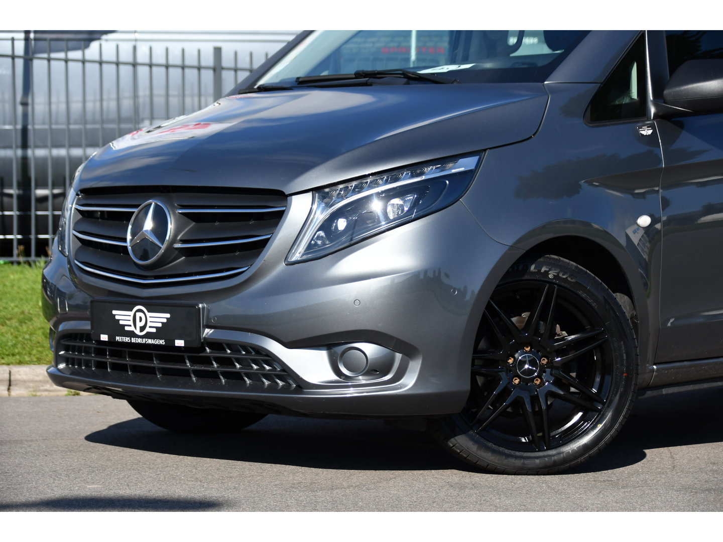 Mercedes-Benz Vito 190pk CDI L3 DC PB Edition Camera, Cruise, Carplay, LED, 2 x Schuifdeur, Automaat, Multimedia, Leder, Uniek!