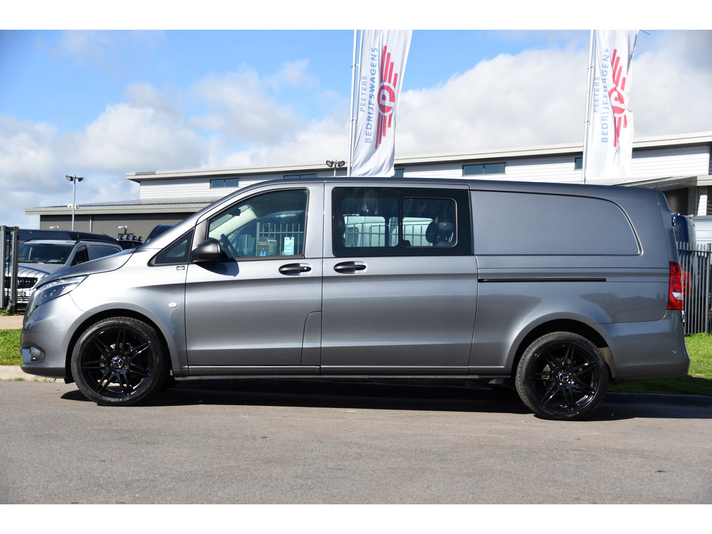 Mercedes-Benz Vito 190pk CDI L3 DC PB Edition Camera, Cruise, Carplay, LED, 2 x Schuifdeur, Automaat, Multimedia, Leder, Uniek!