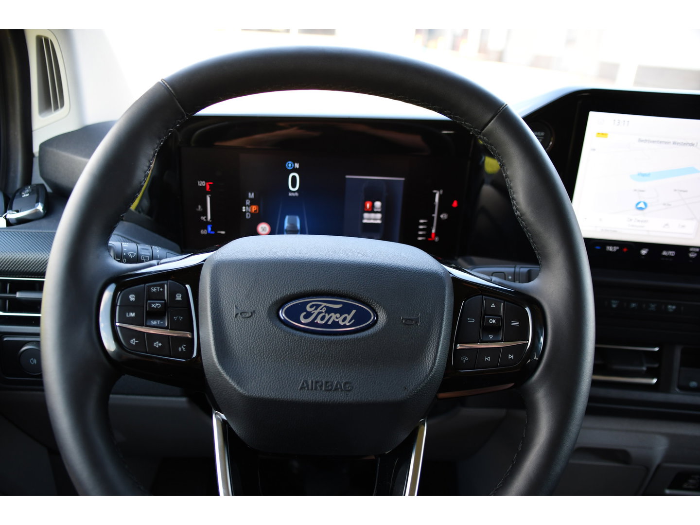 Ford Transit Custom 300 2.0 TDCI L1H1 DC Limited PB Edition Adaptieve Cruise, Camera, Carplay, LED, Stoelverwarming, 2 x Schuifdeur, Automaat, Stuurverwarming, Trekhaak, 170pk, Uniek!